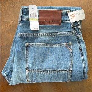 NWT Tommy Bahama Men’s Authentic Fit Jeans 30X32